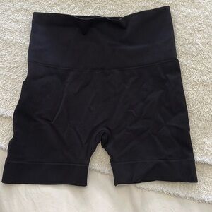 SET active biker short